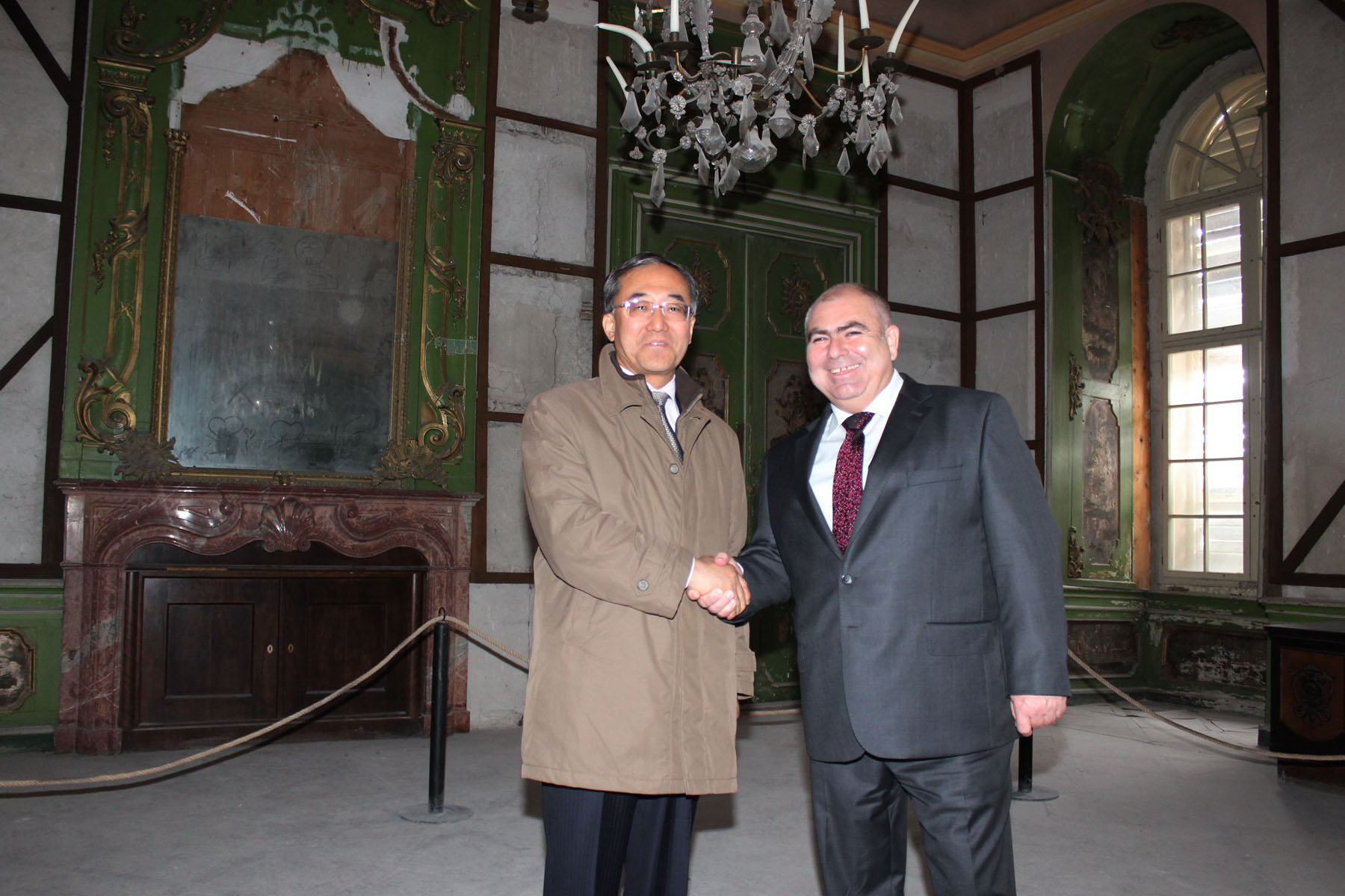 J. E. Pan Weifang, veľvyslanec Čínskej ľudovej republiky